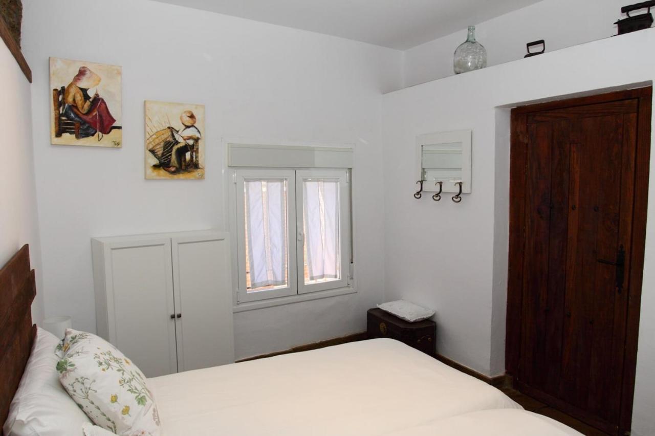 Nido Menas Villa Torrejón el Rubio Dış mekan fotoğraf