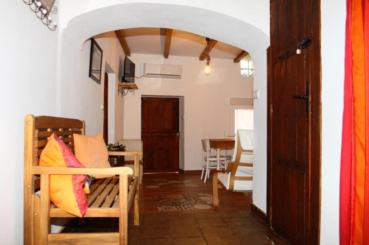 Nido Menas Villa Torrejón el Rubio Dış mekan fotoğraf