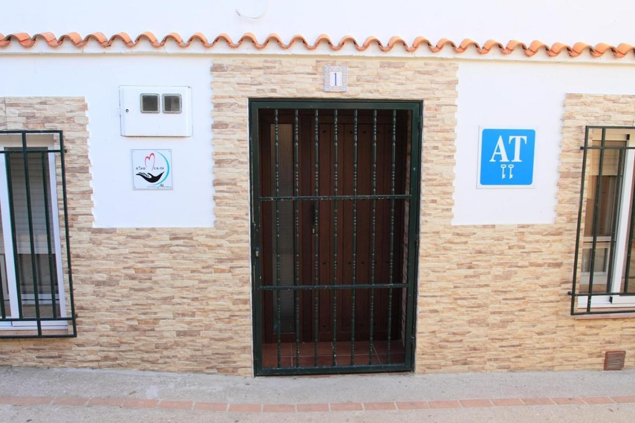 Nido Menas Villa Torrejón el Rubio Dış mekan fotoğraf